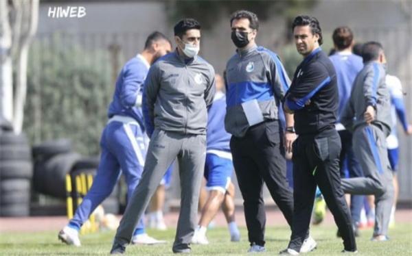 دو دستیار جدید فرهاد مجیدی در استقلال معرفی شدند دو دستیار جدید فرهاد مجیدی در استقلال معرفی شدند