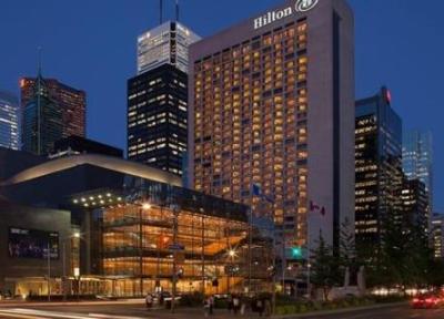 هتل هیلتون داون تاون تورنتو: اقامتگاهی مجلل در قلب کانادا