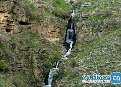 آبشار دریبر یکی از جاذبه های طبیعی استان کرمانشاه است